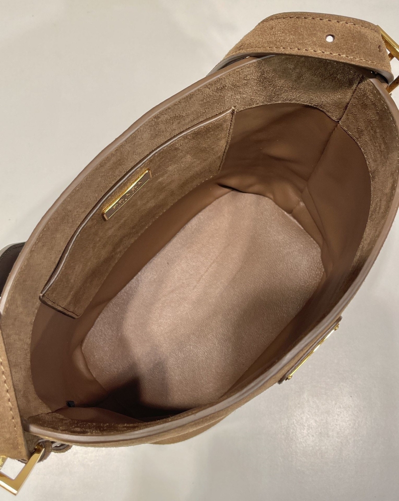 Pra*a bucket bags